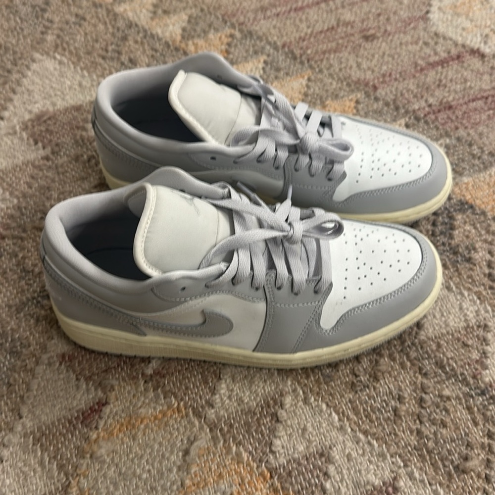 Nike Jordans— Like new!